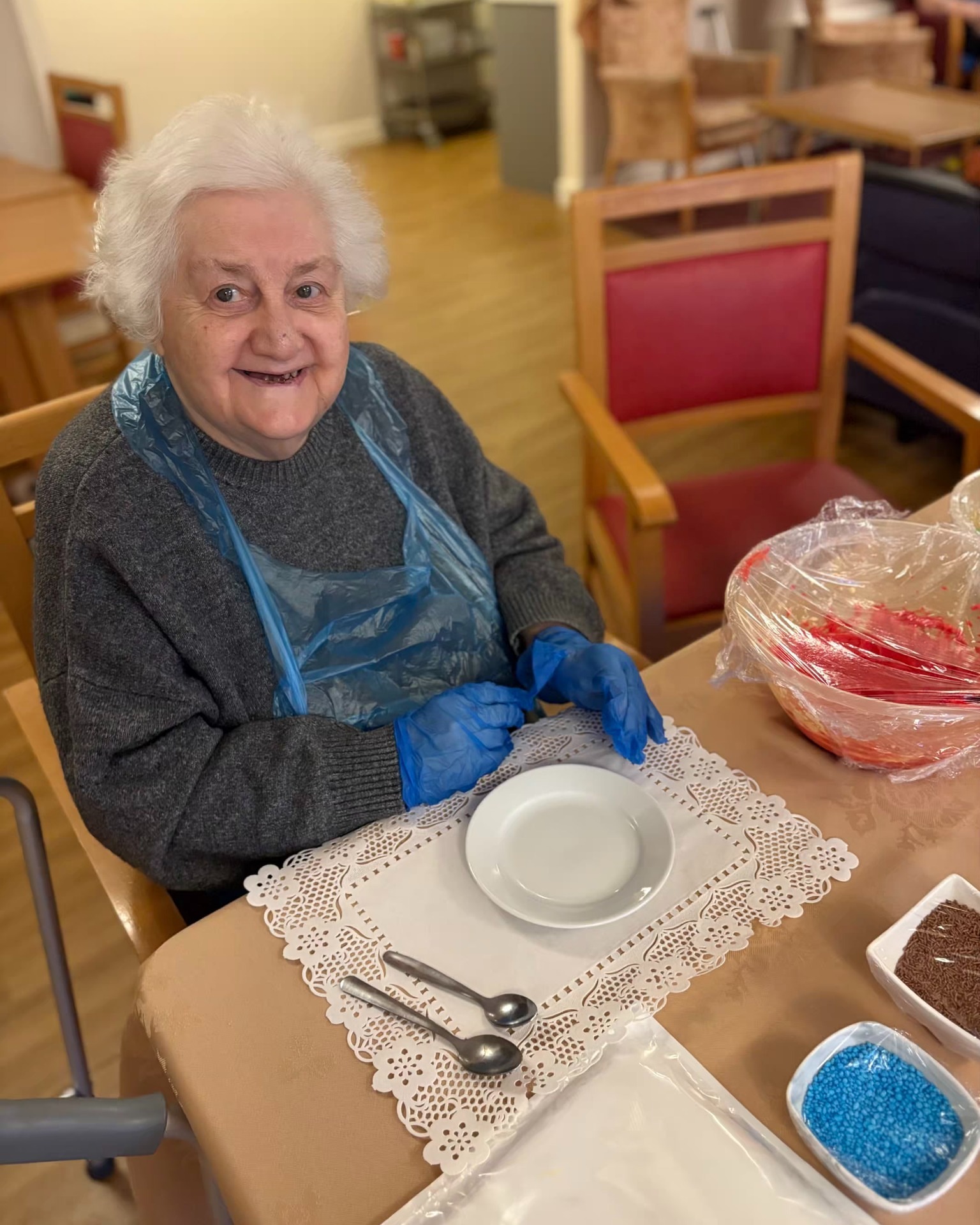 🎄🍪 Festive fun at LINDISFARNE SHOTTON! 🍪🎄
Our residents spent the afternoon decorating Christmas cookies to gift to their families and the room was filled with love, smiles, and plenty of joyful carolling! ❤️✨
Everyone got creative with their designs, and Janet even managed to squeeze in a bit of Christmas wrapping on the side! 🎁😊
We hope these sweet treats (and sweeter moments) bring a little extra festive cheer to all our wonderful families and friends. 💕🎶🎅