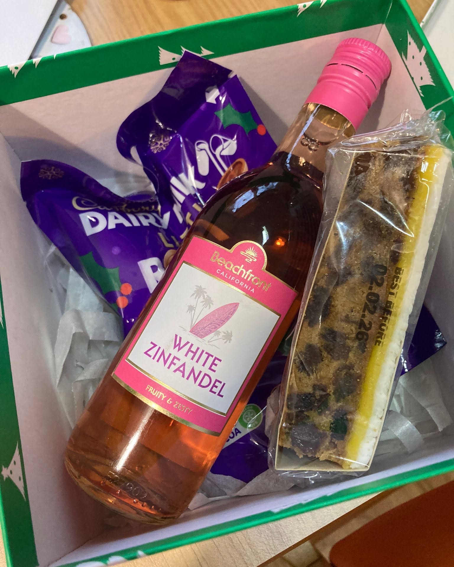 #stmarysnursinghome helping the older people in the community who has no one for Xmas Celebrations 🥰