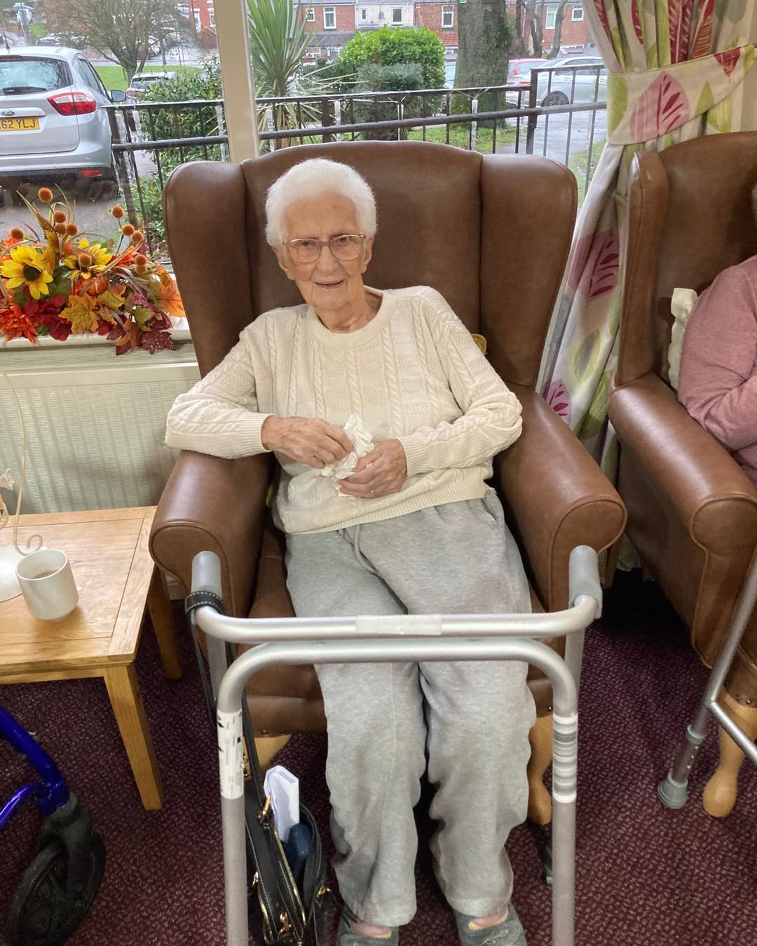 The Weekly quiz is very popular at #stmarysnursinghome  especially when cream cakes are mentioned 😍 Well done Gillian 💯