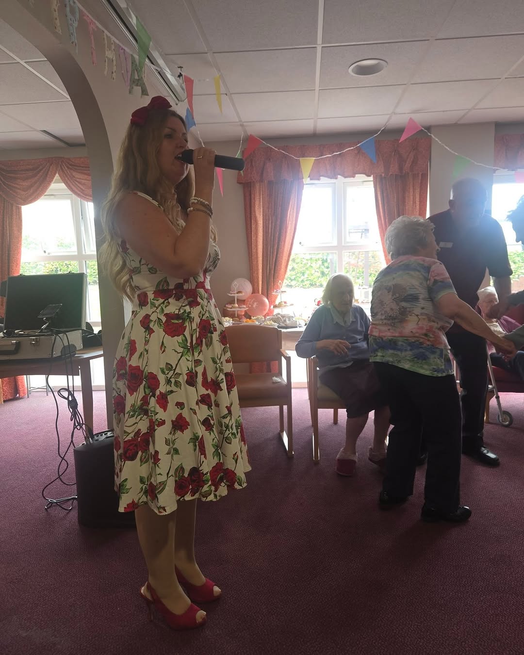 #lindisfarneseaham 
Pat & Enid enjoyed their birthday party last week with singing and dancing and a lovely buffet 🤩