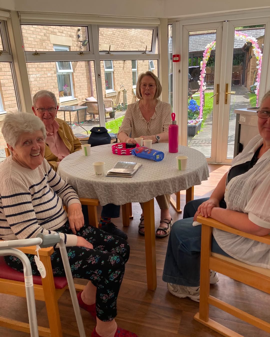 #stmarysnursinghome 
Throwback to last Friday at St Mary’s, enjoying shandy and baileys whilst singing along with the lovely Elaine Morris.